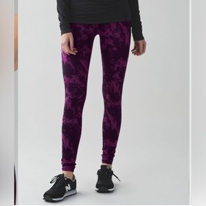 Lululemon Wunder Under - Breezie Regal Plum Black